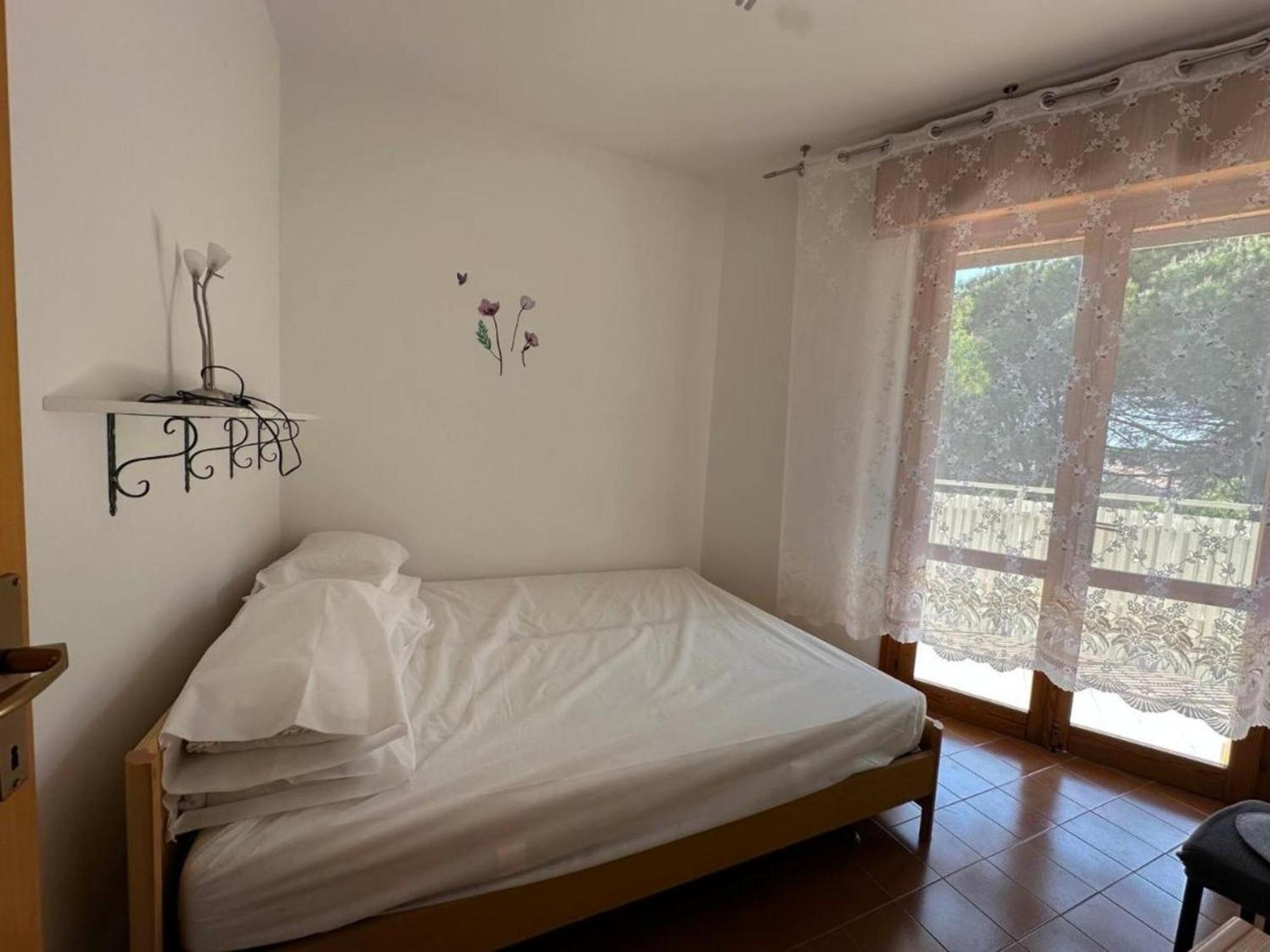 Spacious Flat Close To The - Beahost